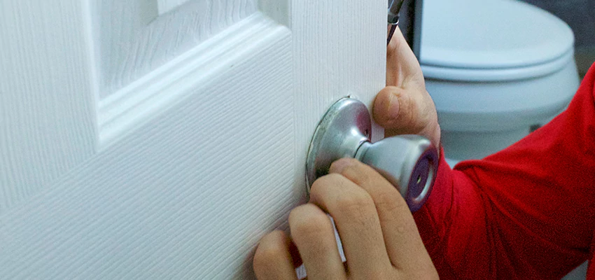 Vintage Door Knob Replacement in Fullerton, CA