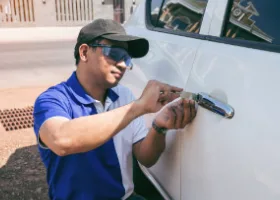 Car Locksmith in Fullerton, CA